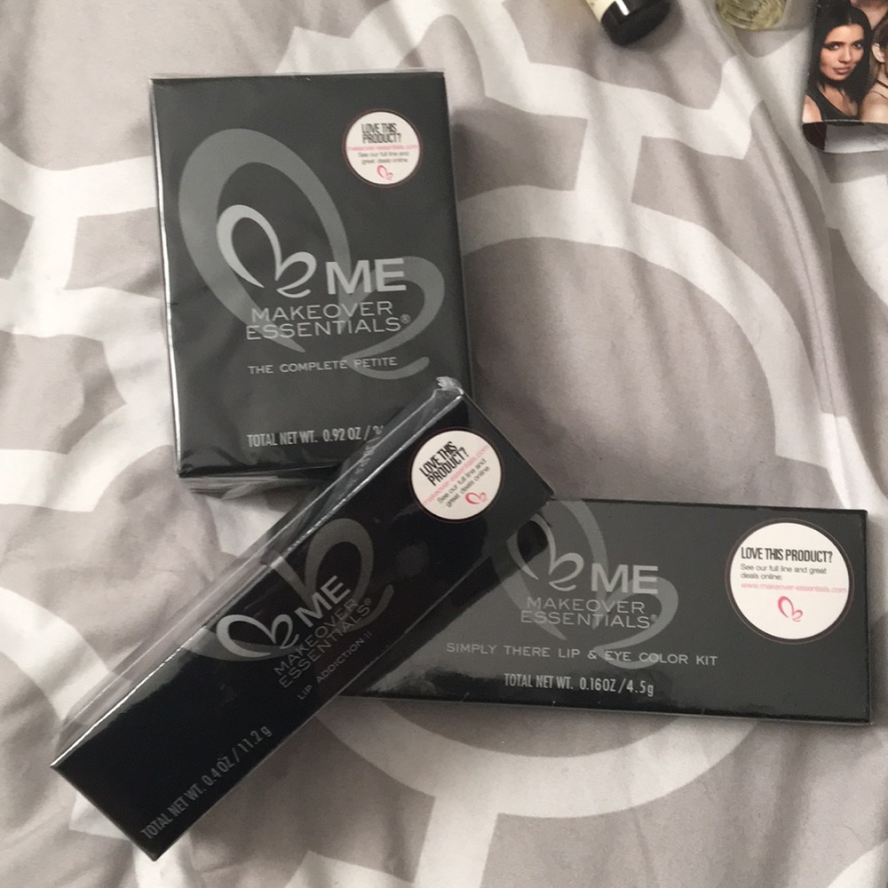 ME Makeover Essentials Makeup